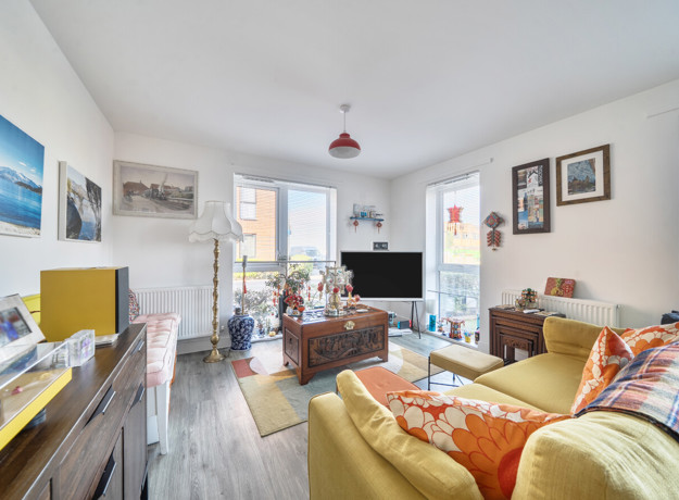 1439412 3 69D52e81667d2