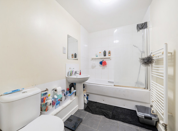 1441470 7 69D77f6317a70