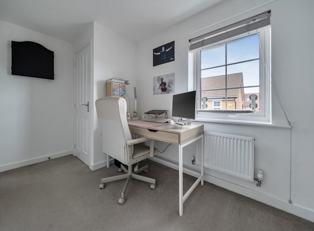 1418516 10 699C65c592a92