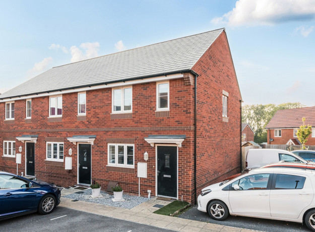 1356814 1 68Cd9765845c3