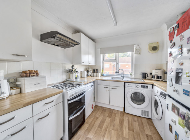 1364014 13 68E5aeac7b8bc