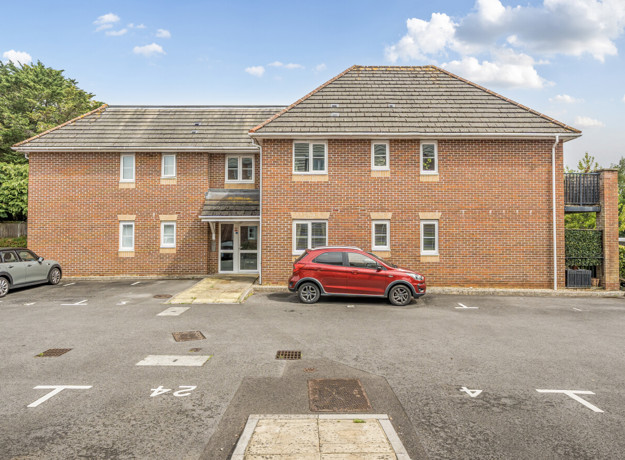 1328026 8 6888D942c5f56