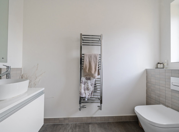 1302670 14 6839E1904746c