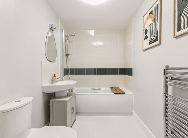 93930 11 Abercrombie Mews Larges Lane(19) Low