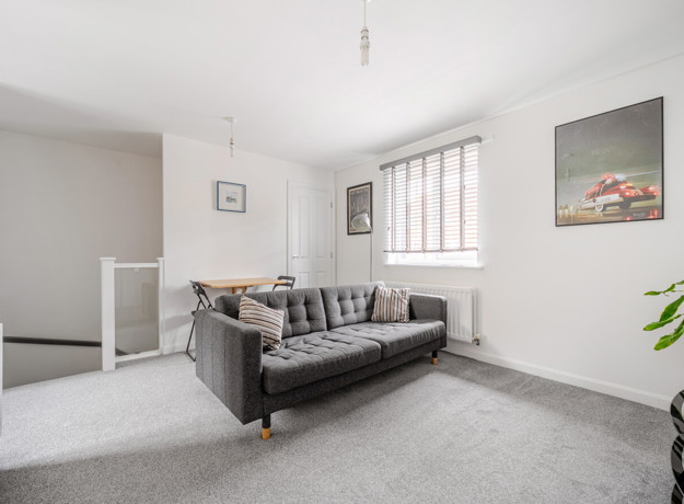 1369800 5 68Ee2d5db5d3f