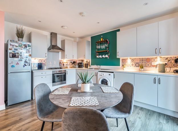 1406127 13 697B88a8086eb