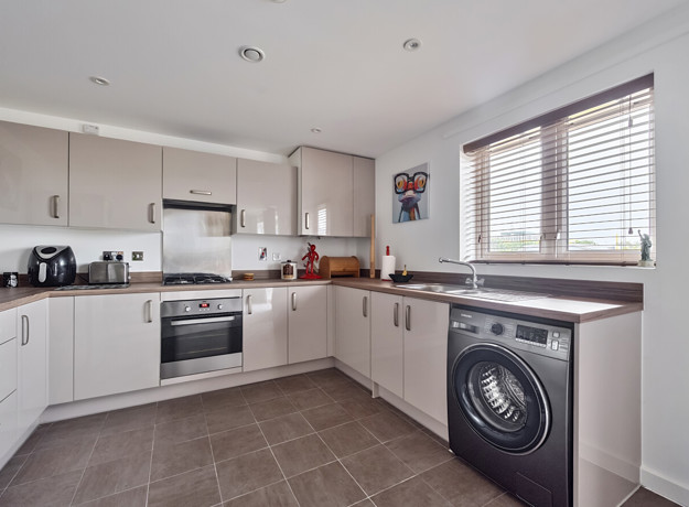 1365964 4 68Ee695d4344a