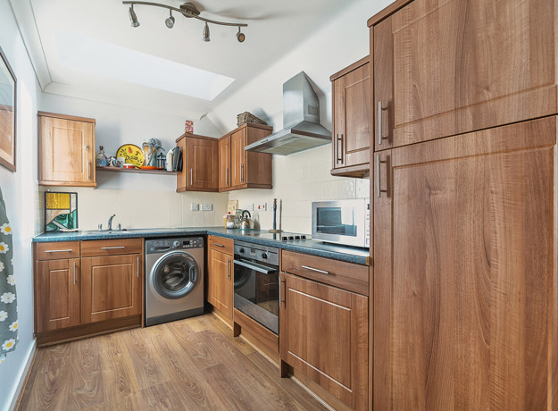 1319676 10 6865615866831