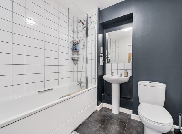 1371463 14 68F74e1531d95