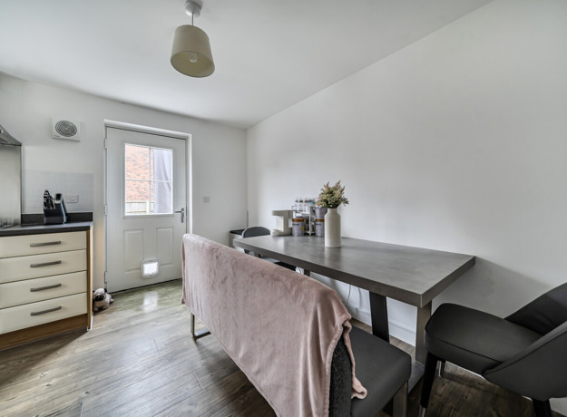 1418516 1 699C652e331cc