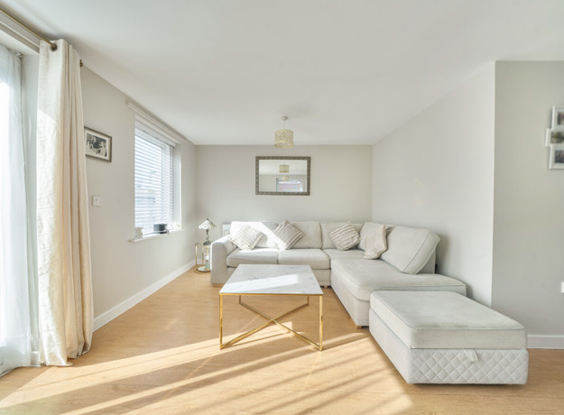 1425098 18 69B155e727a64