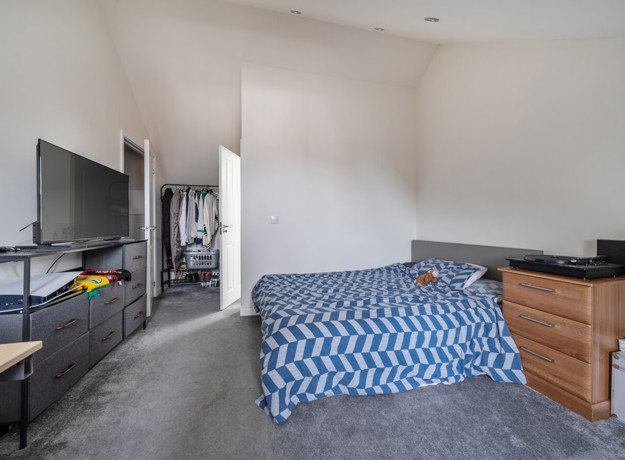 1411047 19 698E0327eacd4