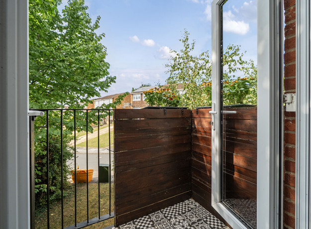 1342764 2 68A5dfd71f574