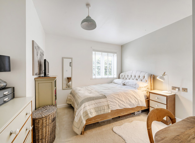 1304094 13 684312C03273d