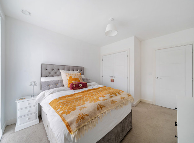 1394704 3 694A8bc3c2c24