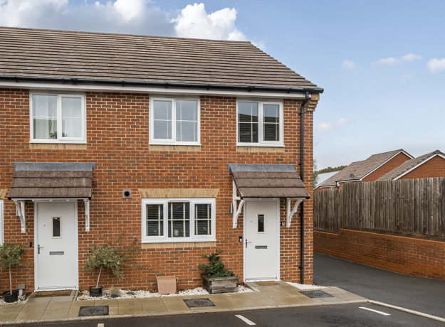 1374268 2 6904D8d6e8f5d