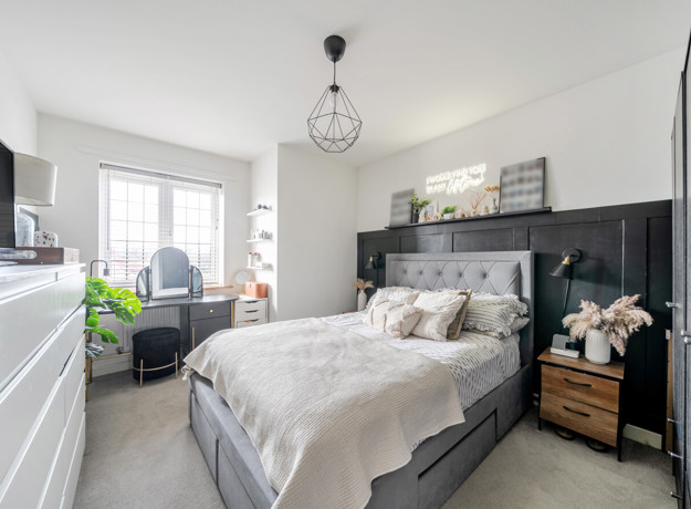 1433727 8 69C1305cd01c1