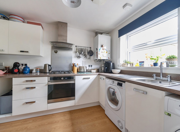 1419586 6 69A01782183ca