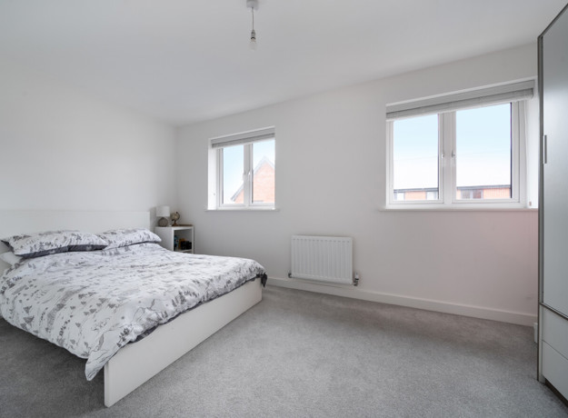 1393272 18 694A85ea931b7