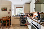 96650 12 Abercrombie Mews Larges Lane (12) Low