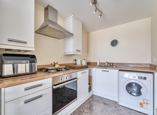 1400532 15 696E382615a9c