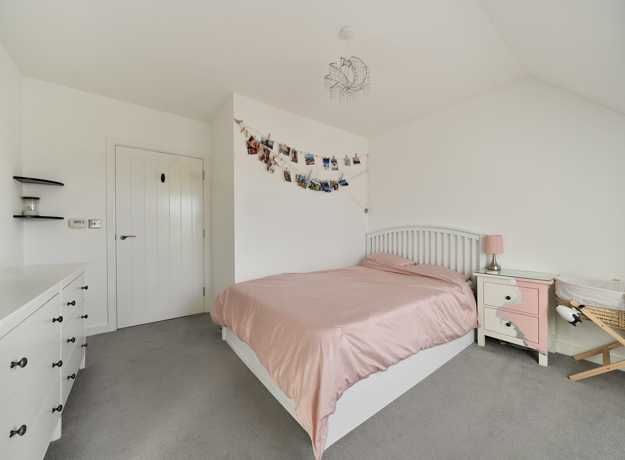 1382331 13 691B1147d46f6