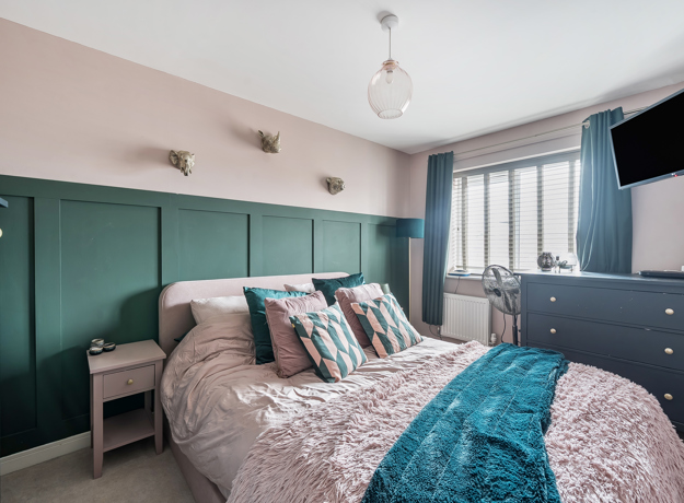 1374268 14 6904Da702669d