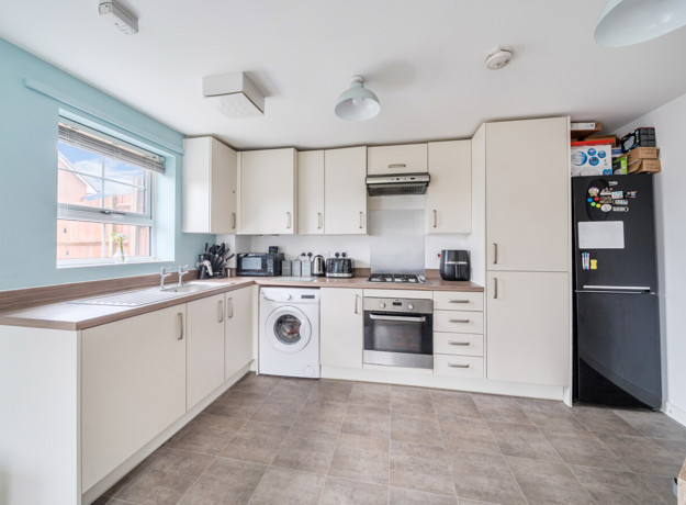 1369145 3 68Ef687e0e6e8