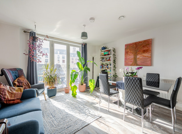 1353313 17 68C2bd7198408