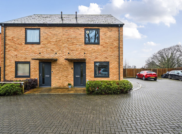 1406125 1 6981E890e800b