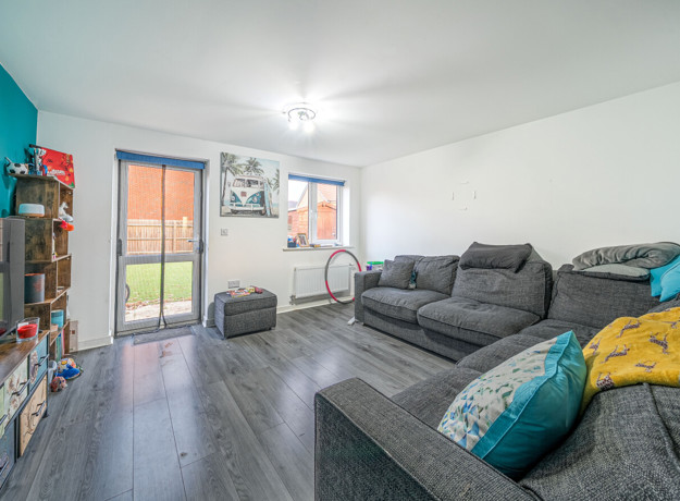 1385812 12 6929Df9581bde