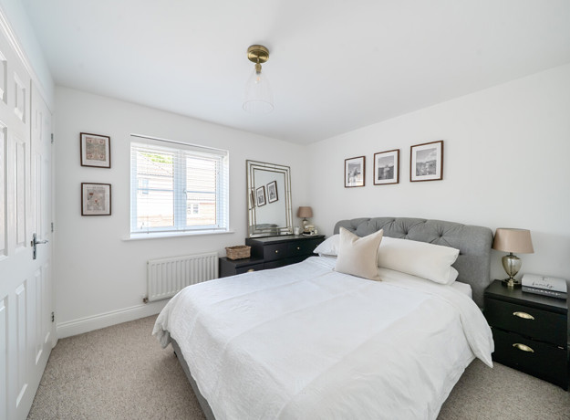 1342764 18 68A5e128a0160