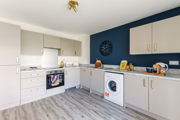 84648 7 Michael King Way Emmer Green (13) Low