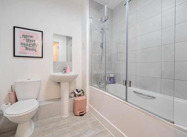 1395270 6 695E62abaa363