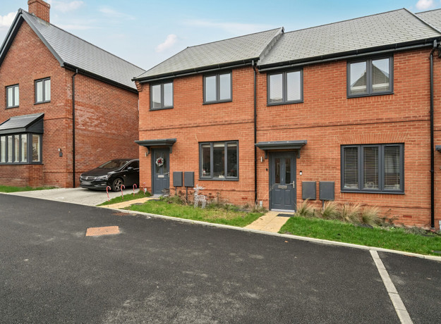 1393272 1 694A836391210