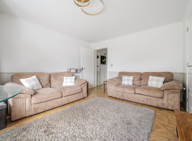 7 6819Bb51ed57b 1288681 ARW 7