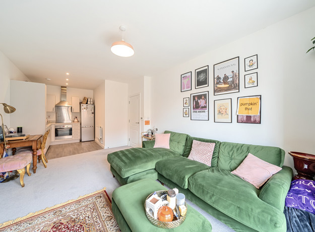 1296491 19 682B343085e34 ARW