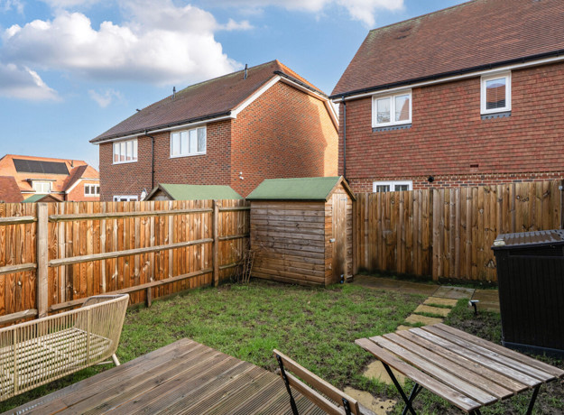 1399780 4 696A562b9998b