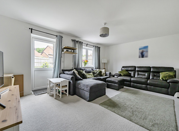 1294037 20 682F67e24a80a ARW