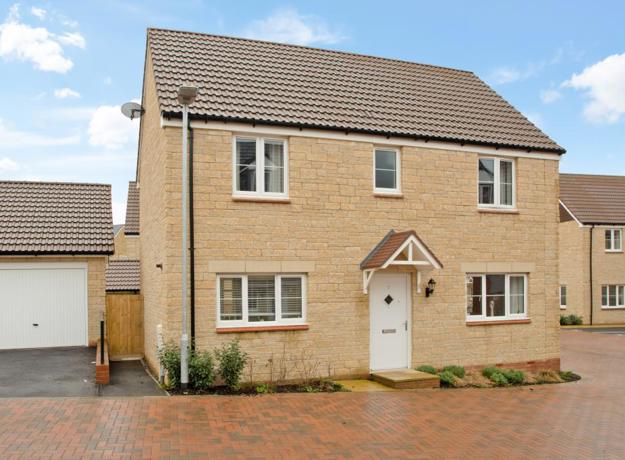 7 Carter Close 290586 (1) (2)