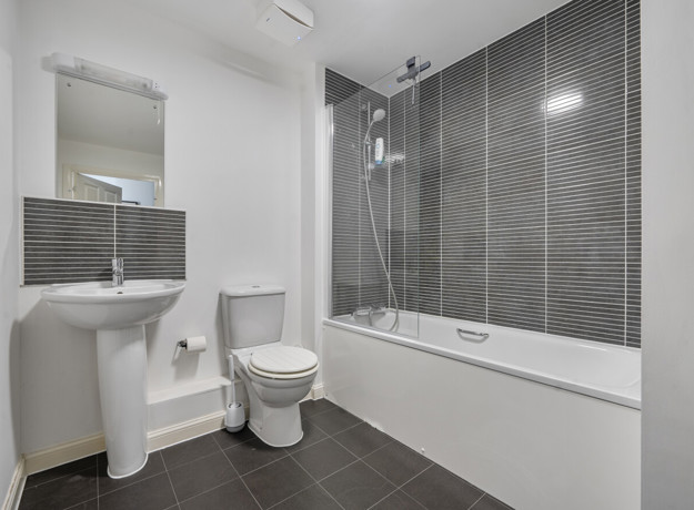 1429115 10 69B9899f09efe