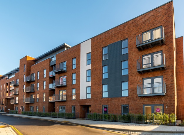 Centenery Quay 33081