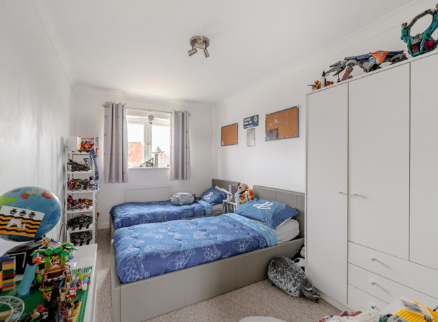 1382482 10 691C5695ce530