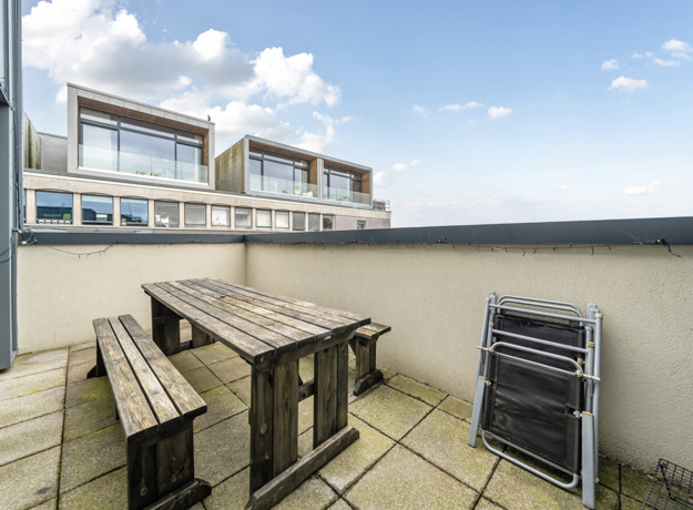 1430535 8 69B7f9b92acff