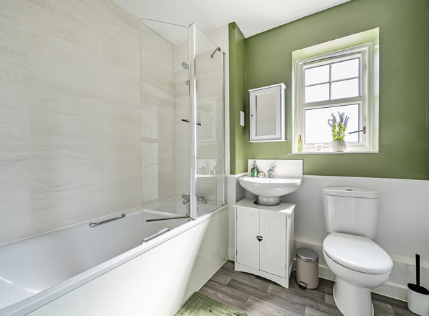 1294037 9 682F672969002 ARW