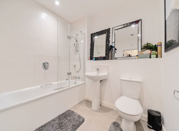 1296491 12 682B32965b766 ARW