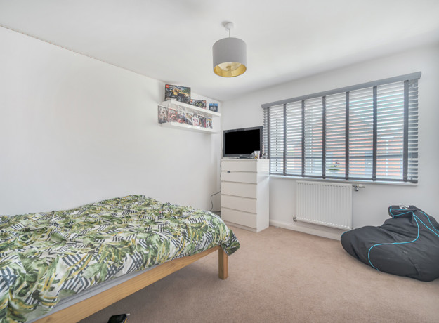 1321148 11 68752E4e94123