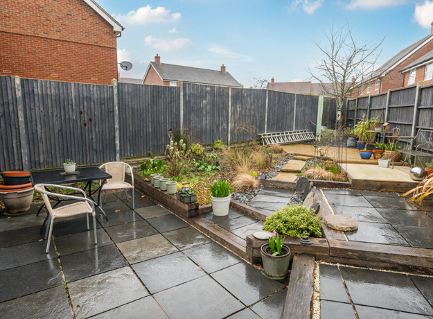 1419586 5 69A017635d582