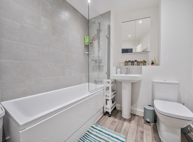 1371093 3 68F771d1afe2e