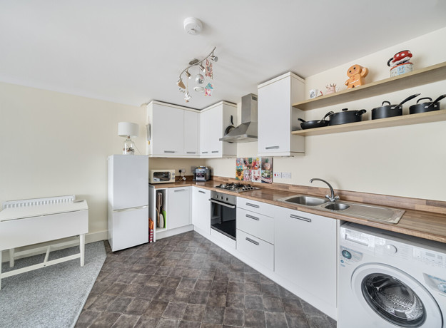 1317037 12 6866902690D19